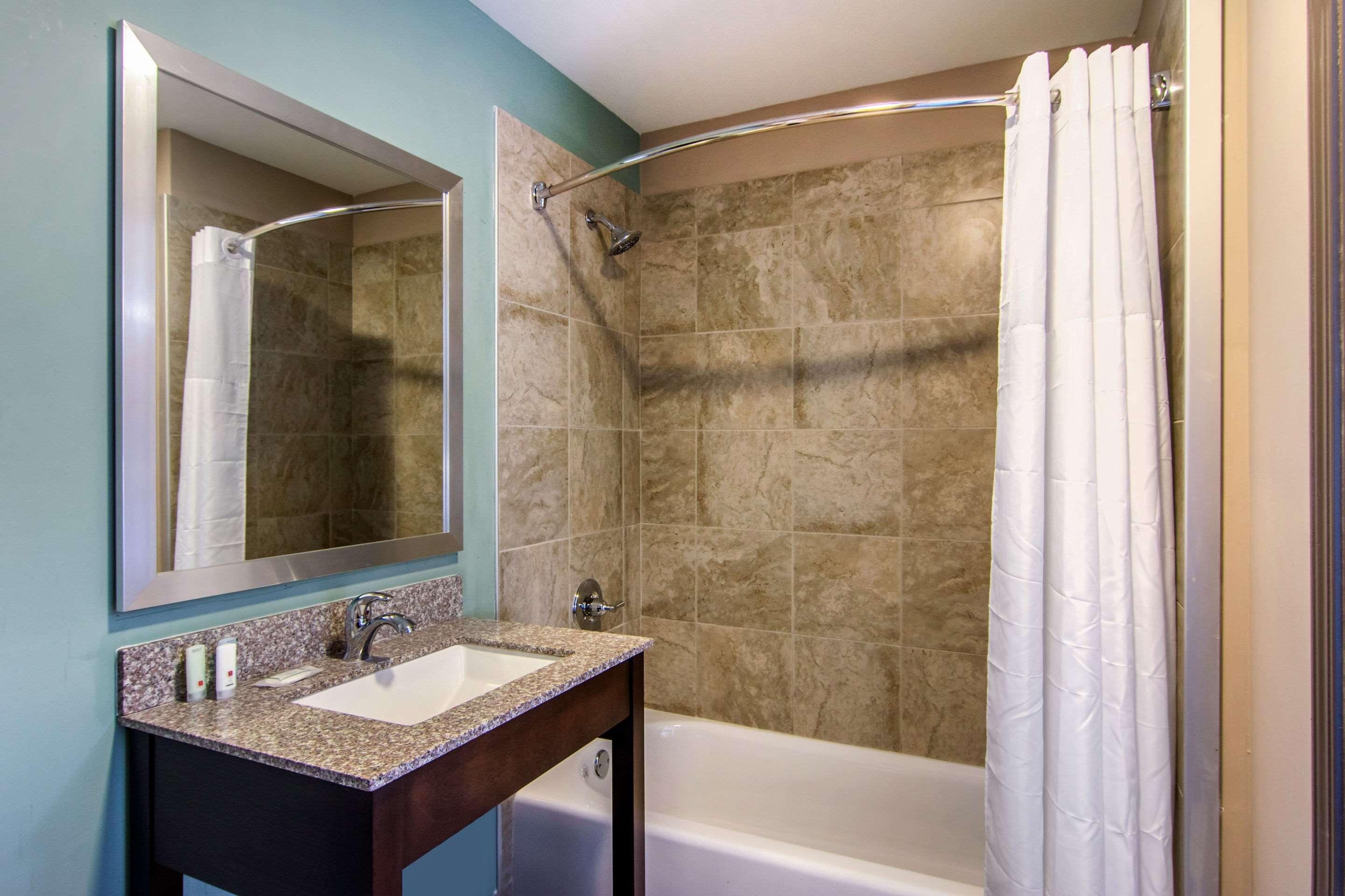 Clarion Inn & Suites Atlanta Downtown Eksteriør bilde